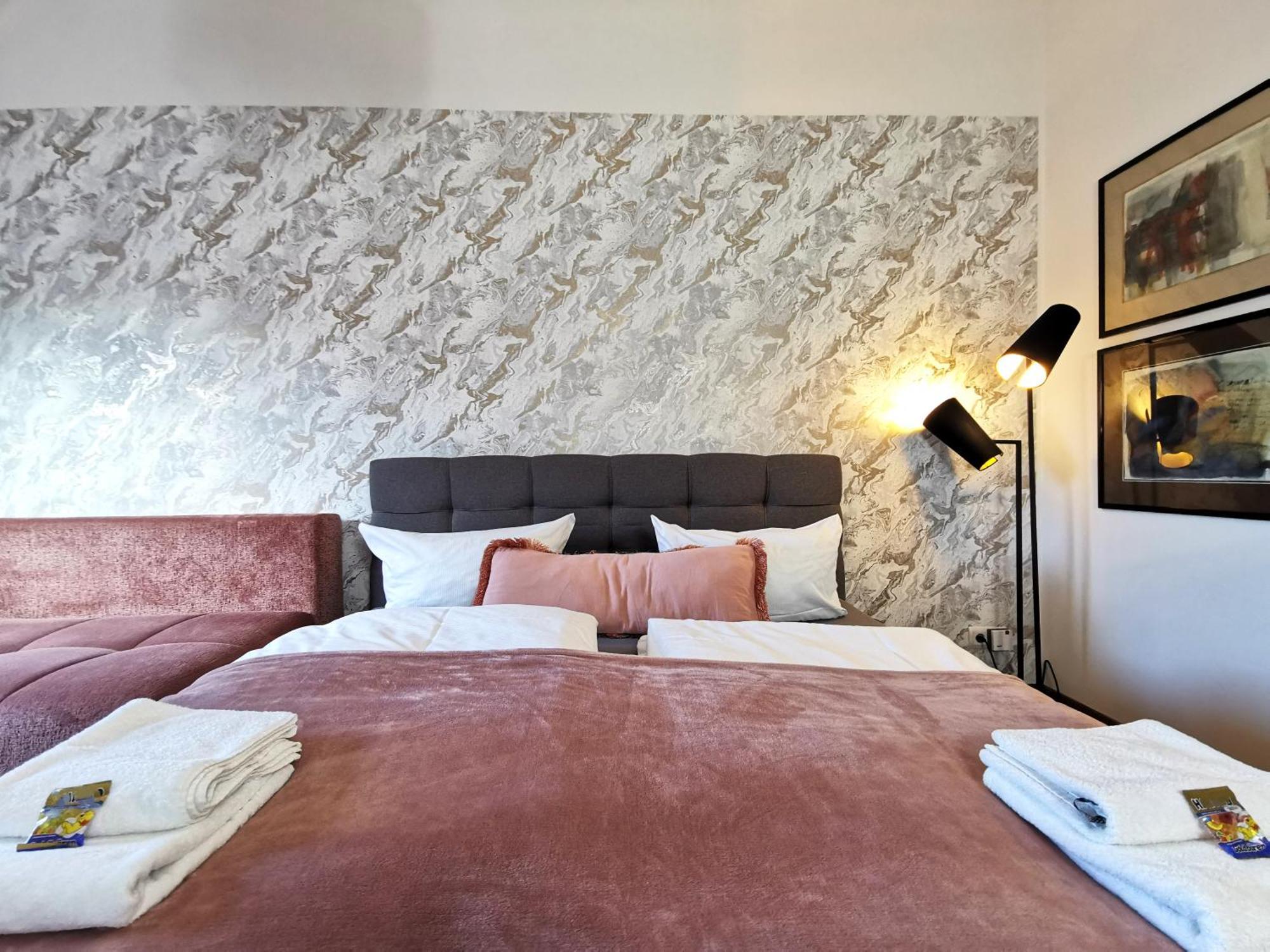 Bohnapartments Steigerwald - Natur In Der Stadt - Vollausstattung - Wlan - Gratis Parkplaetze Erfurt Exterior photo